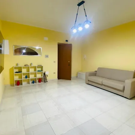 Angelina House דירה *