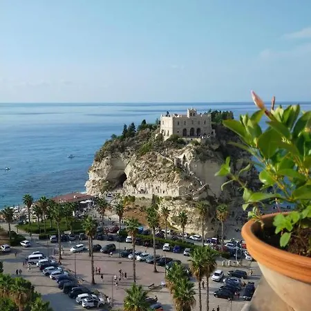 Angelina House Tropea